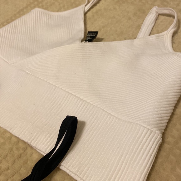 Crop Tank Bundle - Picture 5 of 6